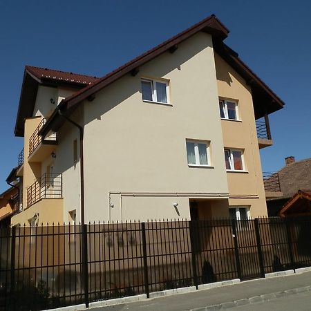 דירות סיביו Garsoniera Strada Bucegi מראה חיצוני תמונה
