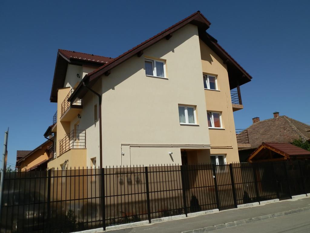 דירות סיביו Garsoniera Strada Bucegi מראה חיצוני תמונה
